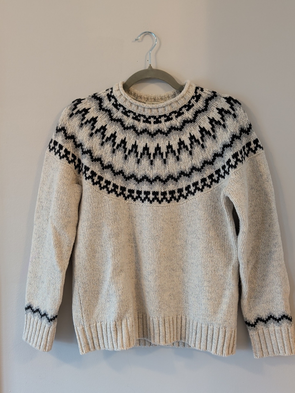 L.L. Bean Women's Cream Crewneck Sweater with Black Nordic Yoke